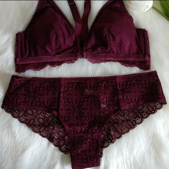 SOLD❌Size L VICTORIA'S SECRET BRALETTE + PANTY L. - Picture 3 of 6